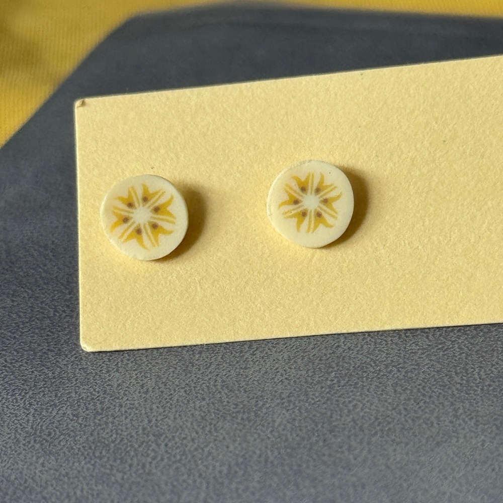 Clay 🍌 banana slice Stud Earrings